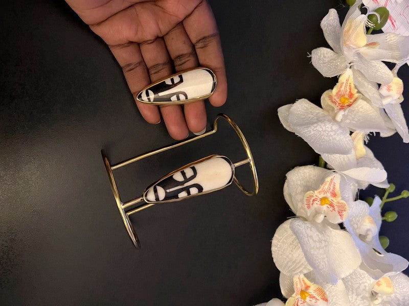 Magnificent ring in bronze & Bone “Rwanda”